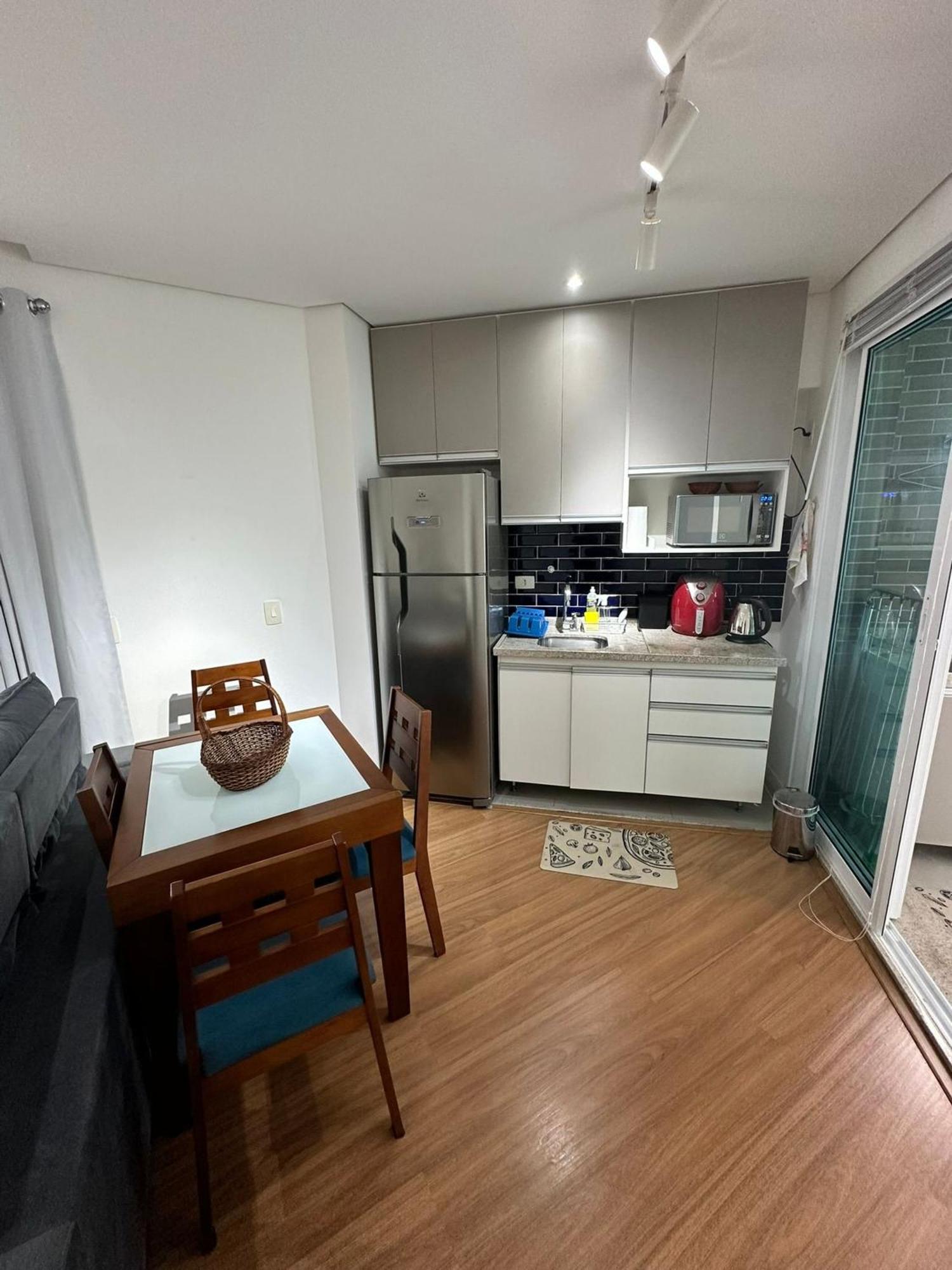 Apartamento Estanconfor Vista Mar 2 Varandas Fechadas Ac Garagem Arrumacao *